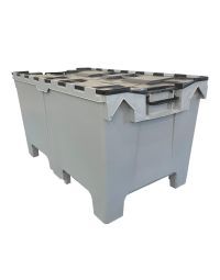 Half Pallet containers from UBMOVE have a secure lid that keeps contents safe.